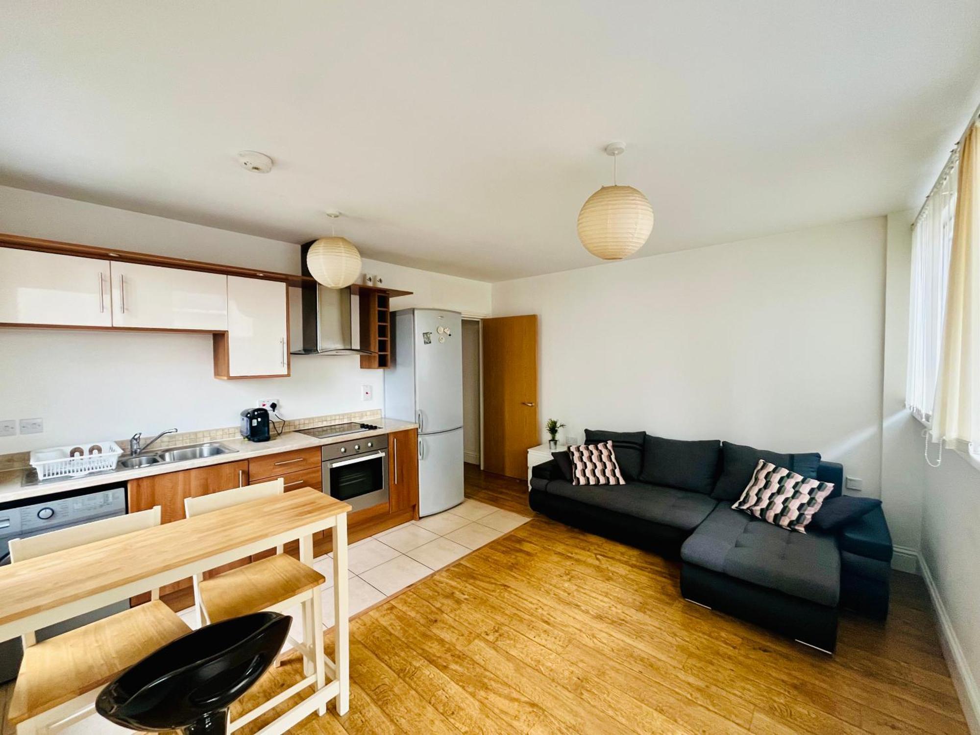 Apartamento London Modern Flat Near Transports Exterior foto